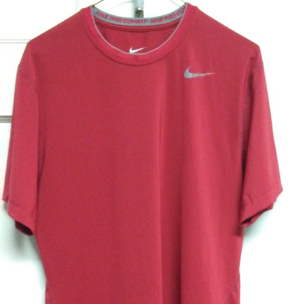 NIKE Pro Combat Red Athletic shirt
